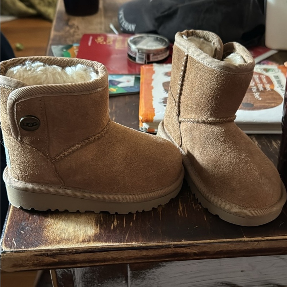 Ugg boot 6c